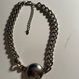 Cool necklace- statement piece - like new